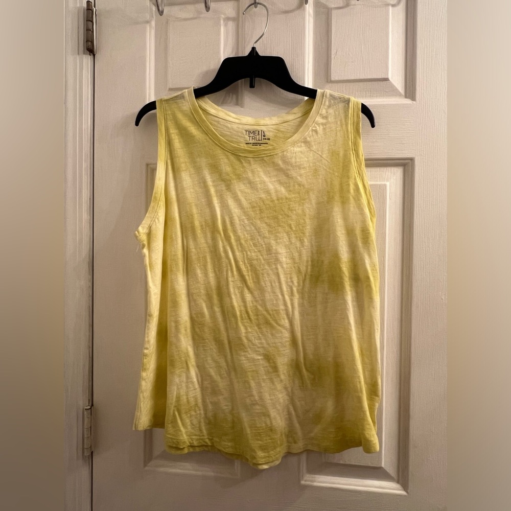 Size large chartreuse yellow green neon bright sleeveless top muscle tank